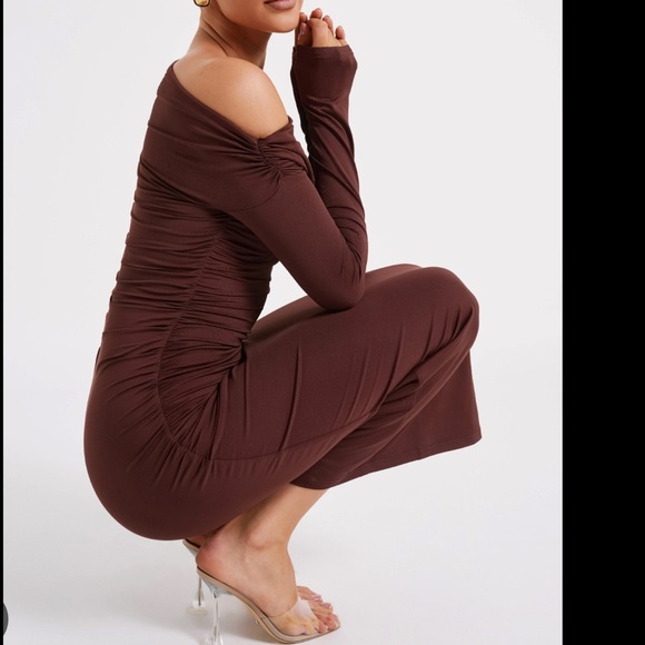 Meshki Charcoal Long Sleeve Rouched Midi Dress - Picture 2 of 3